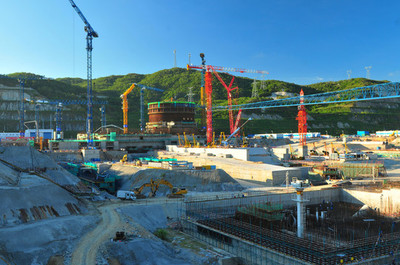 特大型建設(shè)工程施工場(chǎng)景的工程實(shí)踐與挑戰(zhàn)